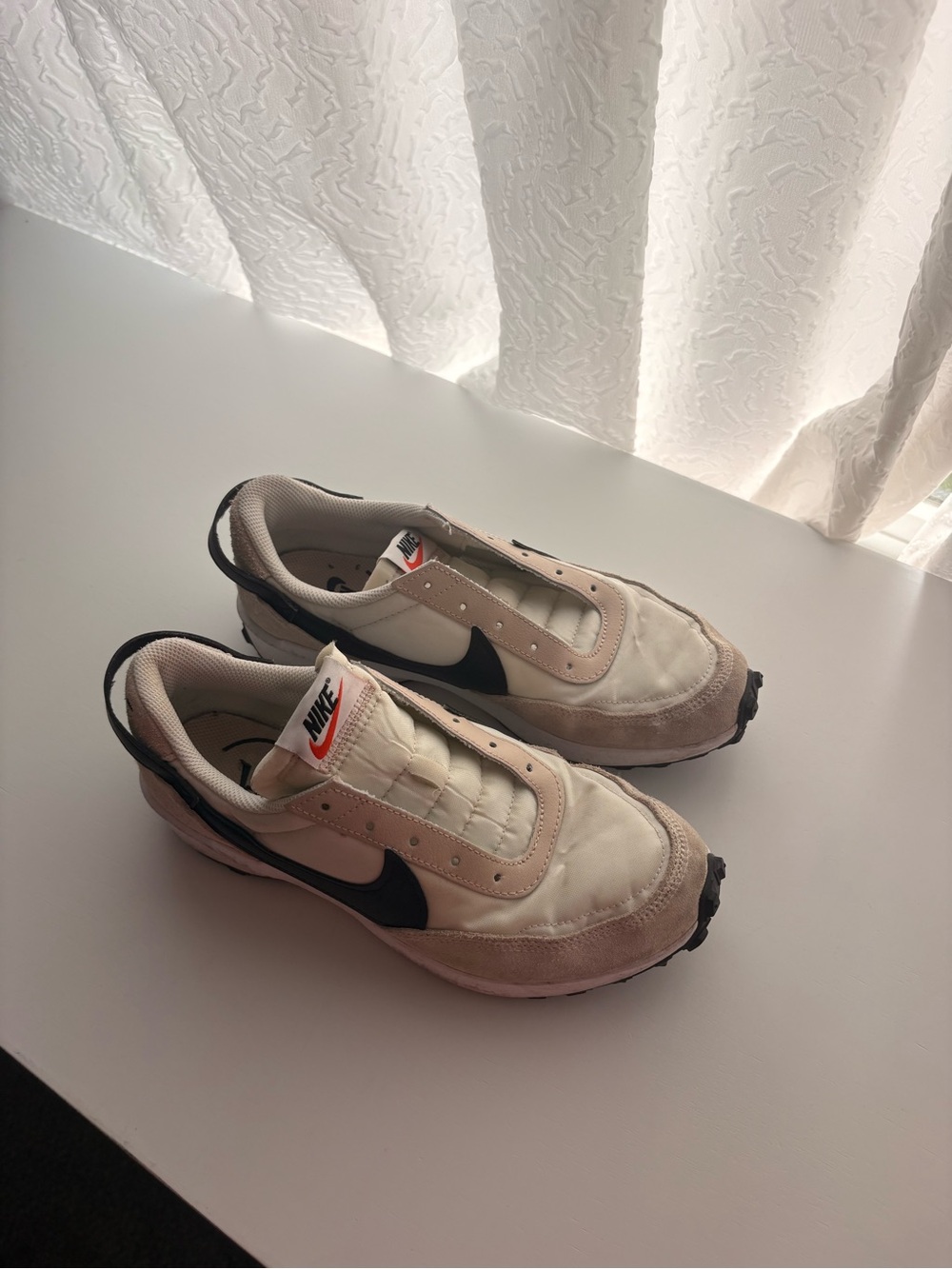 Nike Women’s Retro Runner Sneakers - Cream & Black no laces